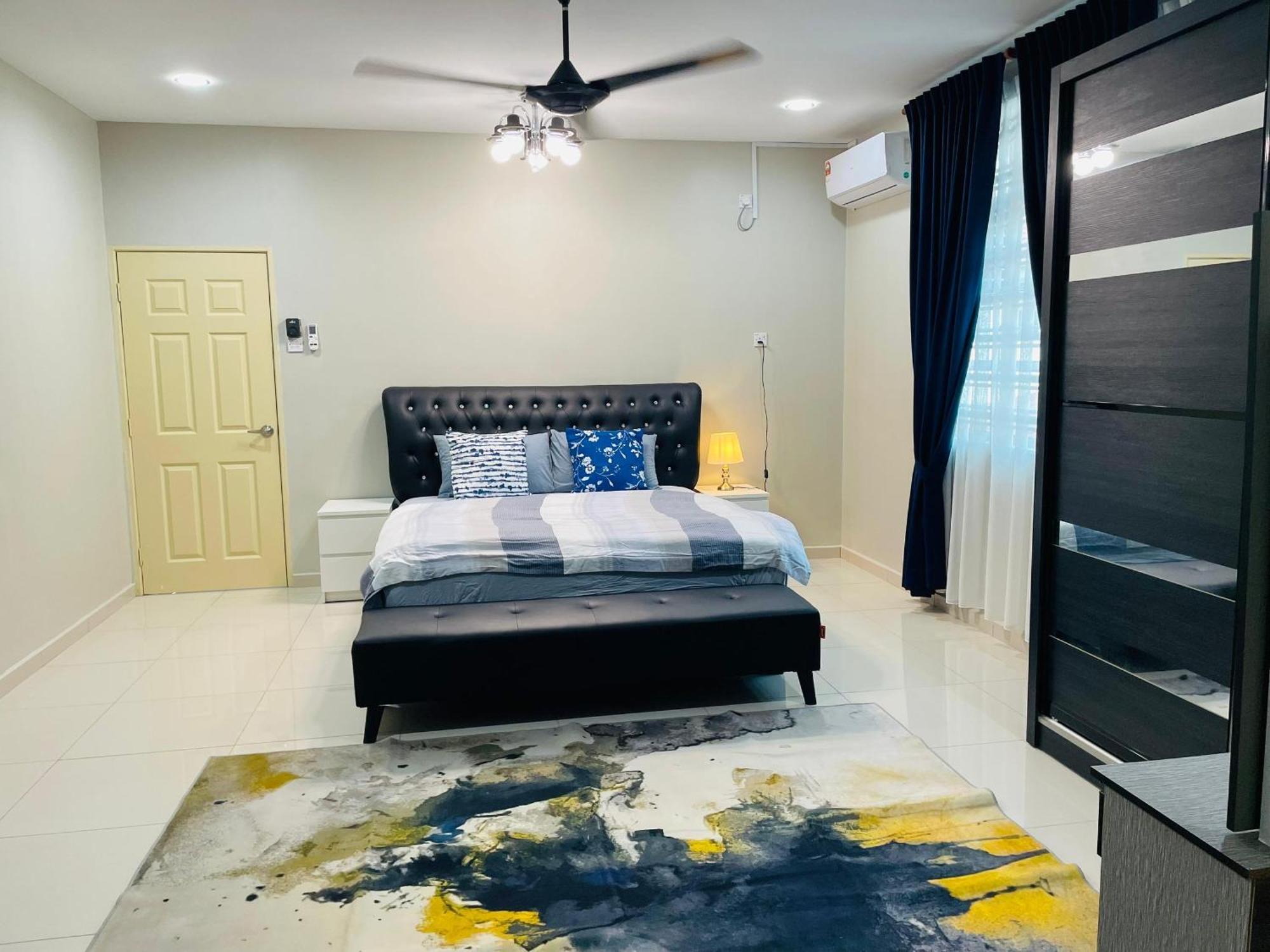 Nazirin Homestay No 27 Tmn Desa Manjung Lumut Esterno foto