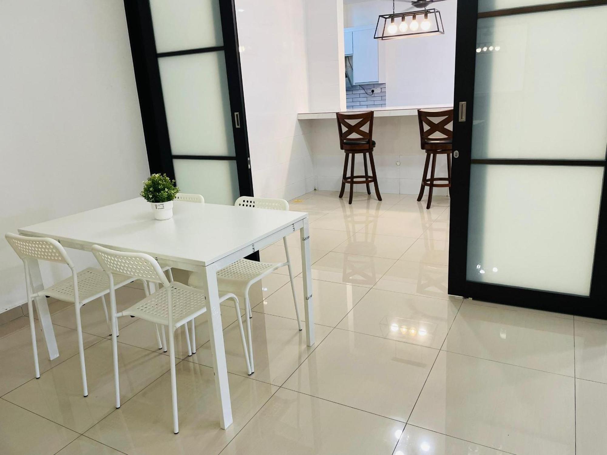 Nazirin Homestay No 27 Tmn Desa Manjung Lumut Esterno foto